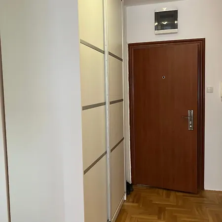 Nova Detelinara,novi Sad شقة *